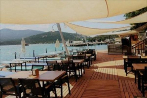 ANAR Beach Hotel